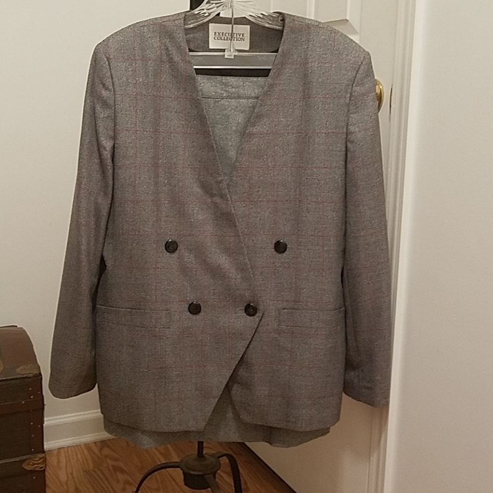 Jacket & skirt set